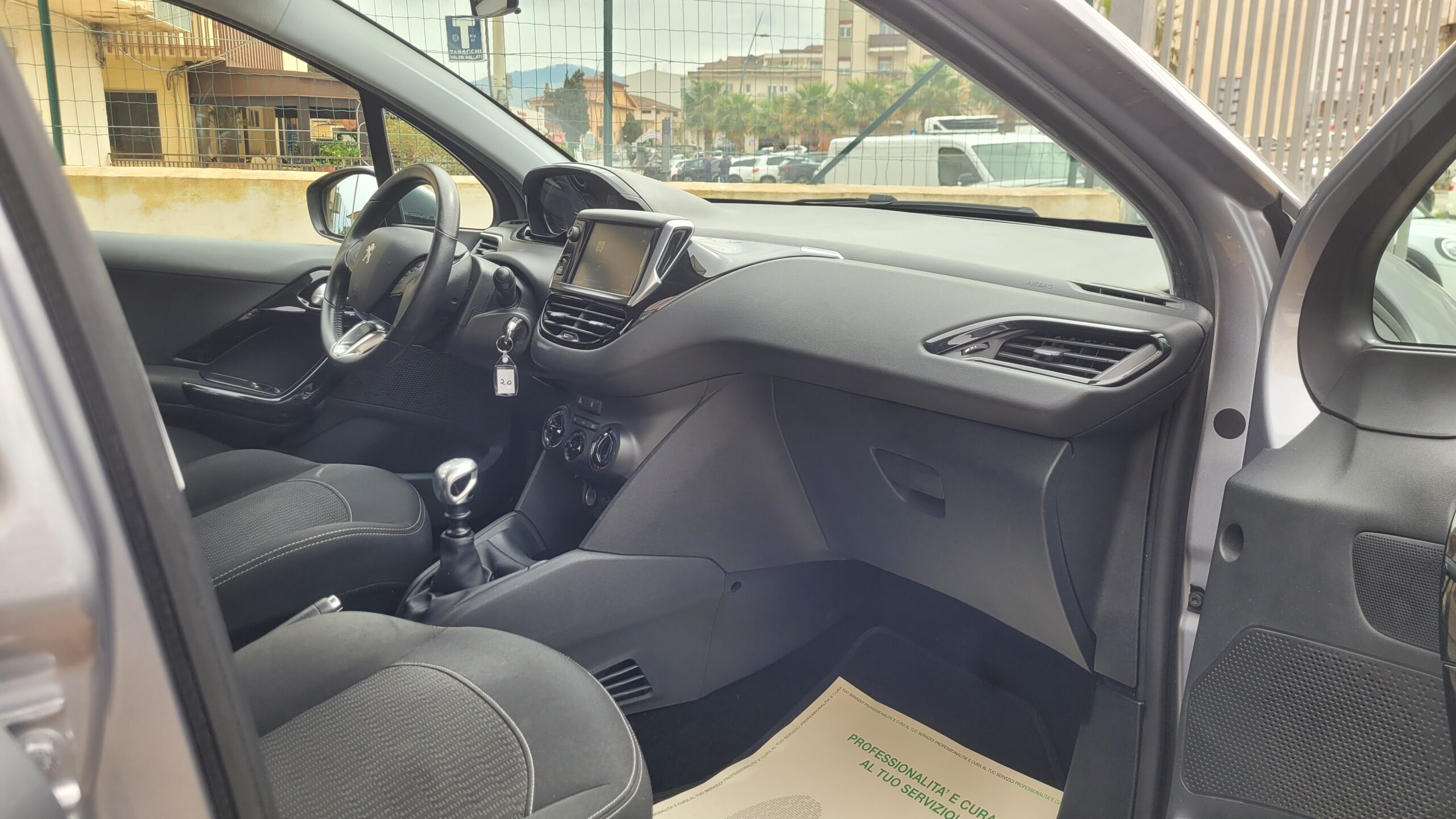 Peugeot 208 BlueHDi 100 S&S 5 porte GT Line - immagine 10