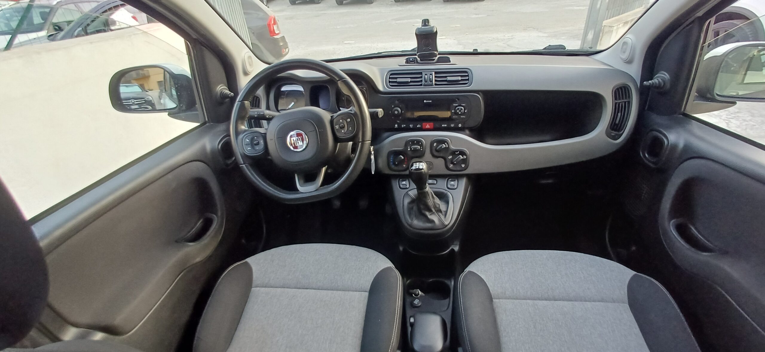 Fiat Panda 1.3 MJT 95 CV S&S Lounge - immagine 8